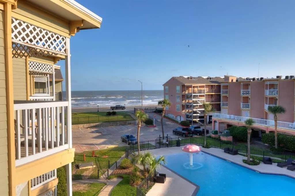 Beautiful Ocean Views At The Victorian Apartment Galveston Ngoại thất bức ảnh